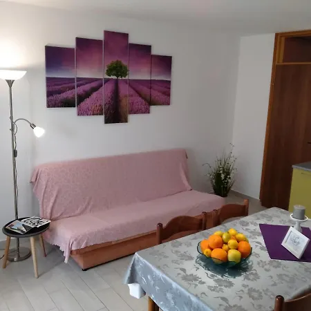 Apartman Avsec Krk Town Exterior photo